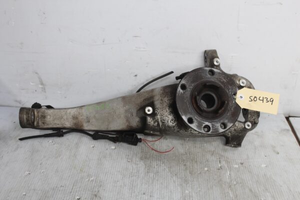 Porsche 958 92A Cayenne Front Left Knuckle w Hub 95834115500, 95834115501