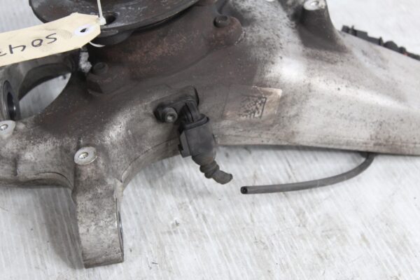 Porsche 958 92A Cayenne Front Left Knuckle w Hub 95834115500, 95834115501