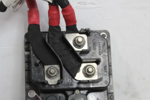 Range Rover Sport L494 Power Supply Distribution Box LR044877, LR067365