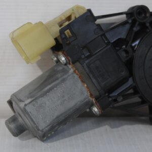 Range Rover Sport L494 Window Motor E840368001 - Image 7