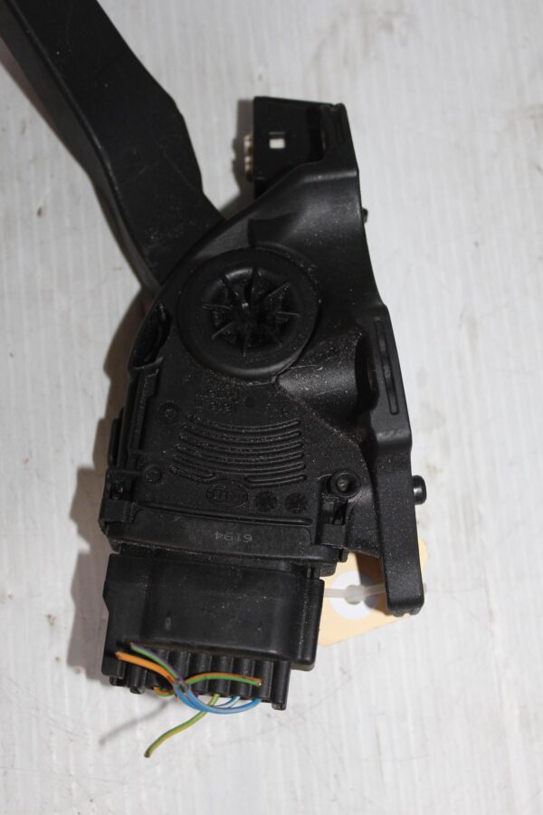Range Rover Sport L494 Accelerator Throttle Pedal LR037833, LR046110, CPLA9F836BA, CPLA9F836BB