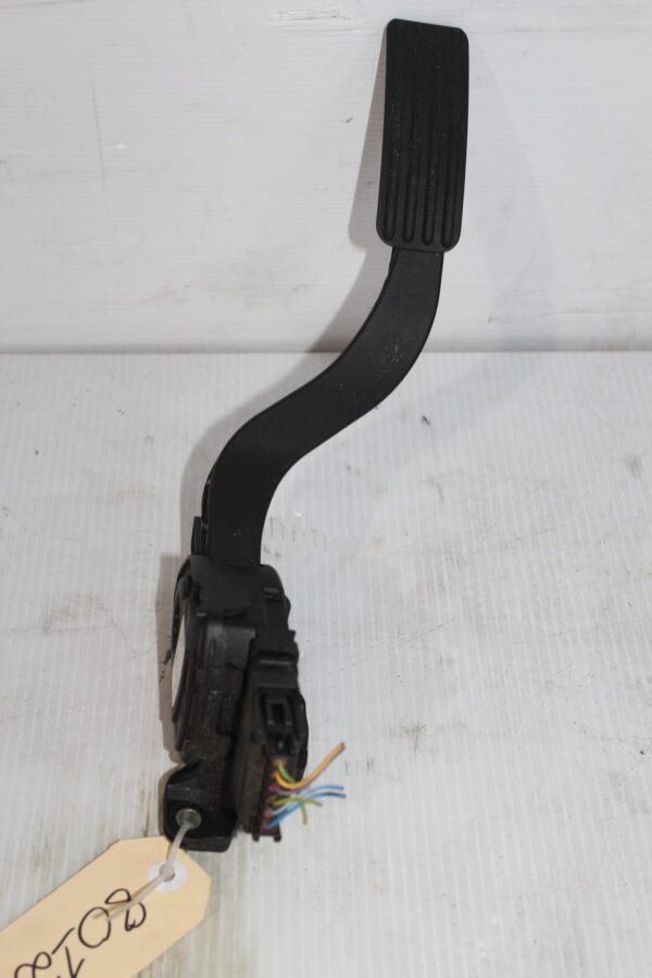 Range Rover Sport L494 Accelerator Throttle Pedal LR037833, LR046110, CPLA9F836BA, CPLA9F836BB