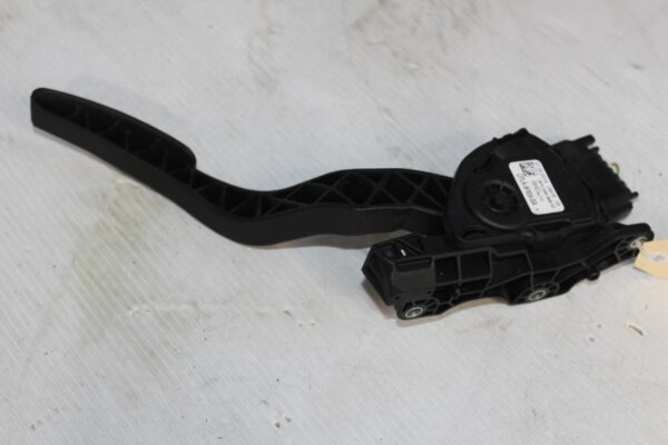 Range Rover Sport L494 Accelerator Throttle Pedal LR037833, LR046110, CPLA9F836BA, CPLA9F836BB