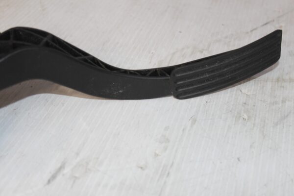 Range Rover Sport L494 Accelerator Throttle Pedal LR037833, LR046110, CPLA9F836BA, CPLA9F836BB
