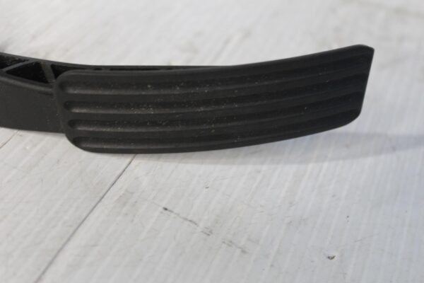 Range Rover Sport L494 Accelerator Throttle Pedal LR037833, LR046110, CPLA9F836BA, CPLA9F836BB