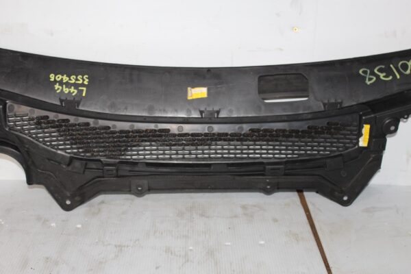 Range Rover Sport L494 Scuttle Panel Cowl LR066624, LR117929, CPLA4105AF, HPLA4105AB