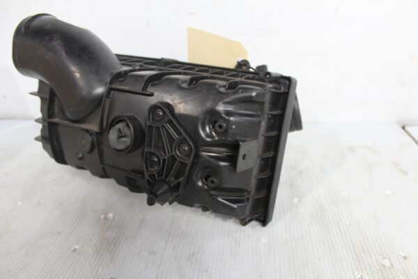 Range Rover Sport L494 Right Air Intake Box LR036428, LR095789