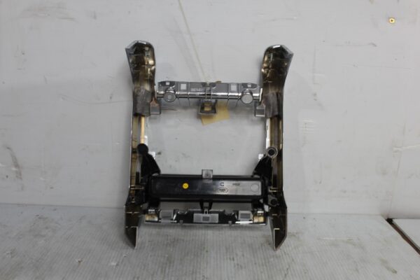 Range Rover Sport L494 Centre Console End Trim Finisher LR055989, DK6267448AC