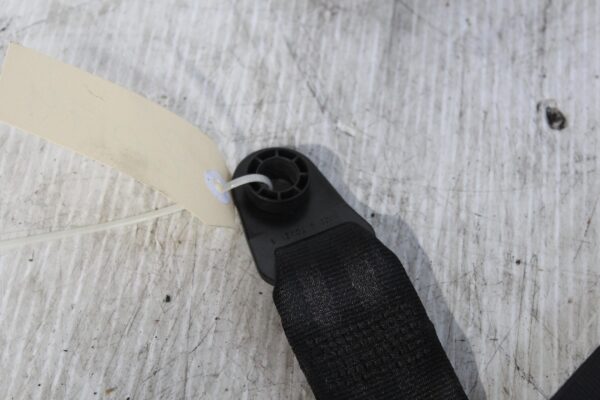 Range Rover Sport L494 Front Left Seat Belt Pre-tensioner LR047678, LR076645