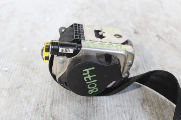 Range Rover Sport L494 Front Left Seat Belt Pre-tensioner LR047678, LR076645