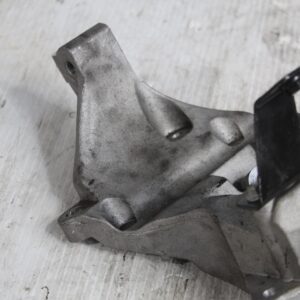 Range Rover Sport L494 3.0L SDV6 Alternator Bracket LR065741, CPLA10239AC - Image 11