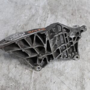 Range Rover Sport L494 3.0L SDV6 Alternator Bracket LR065741, CPLA10239AC - Image 4