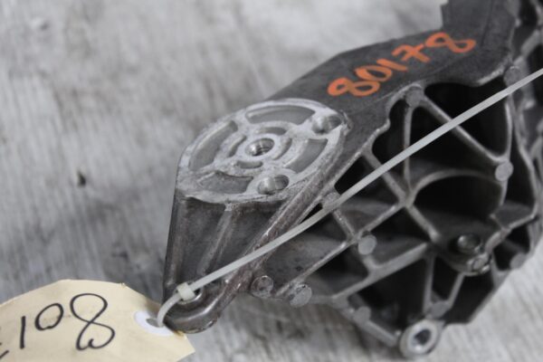 Range Rover Sport L494 3.0L SDV6 Alternator Bracket LR065741, CPLA10239AC