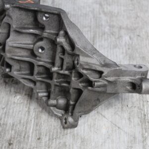 Range Rover Sport L494 3.0L SDV6 Alternator Bracket LR065741, CPLA10239AC - Image 6