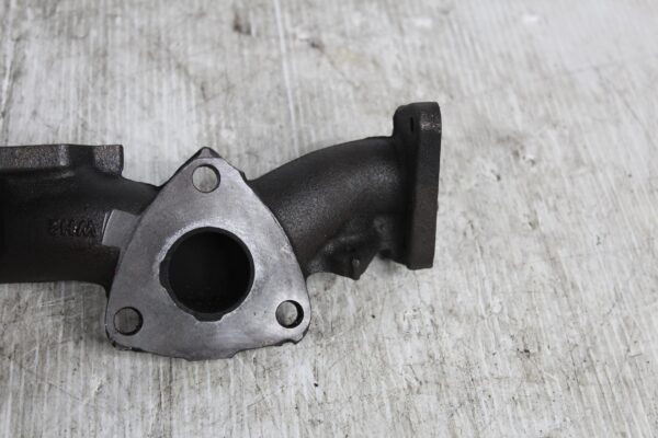 Range Rover Sport L494 3.0L SDV6 Left Exhaust Manifold LR063059, FW939431AB