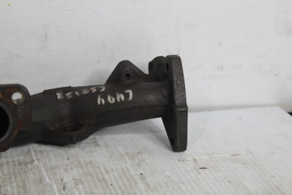 Range Rover Sport L494 3.0L SDV6 Left Exhaust Manifold LR063059, FW939431AB