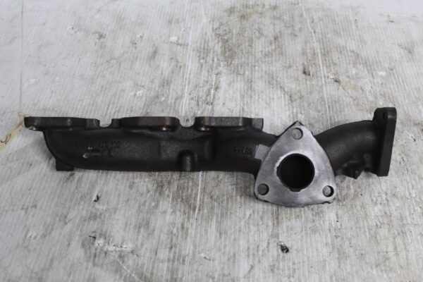 Range Rover Sport L494 3.0L SDV6 Left Exhaust Manifold LR063059, FW939431AB
