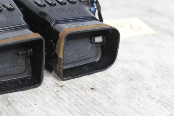 Range Rover L494 Sport Rear Centre Console Air Vent Assembly LR039640, LR087337