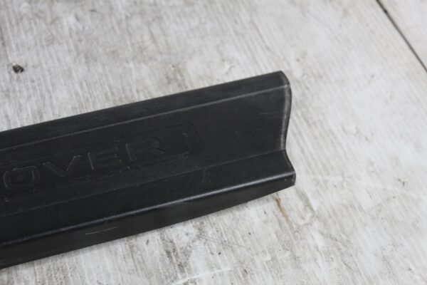 Range Rover Sport L494 Front Left Door Scuff Plate Foot Trim LR043336