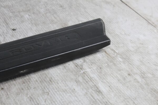 Range Rover Sport L494 Front Left Door Scuff Plate Foot Trim LR043336