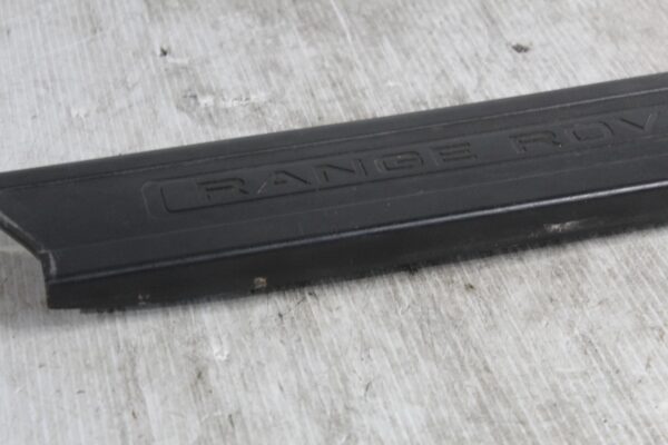 Range Rover Sport L494 Front Left Door Scuff Plate Foot Trim LR043336