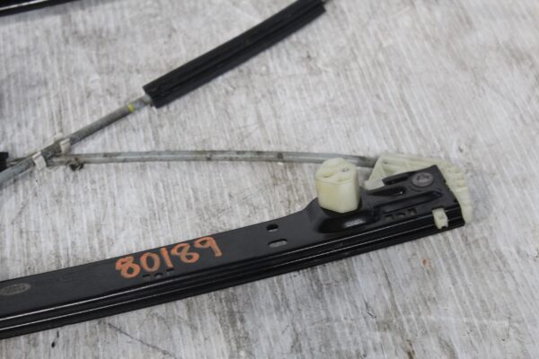 Range Rover Sport L494 Rear Left Door Window Regulator LR057341, LR153956