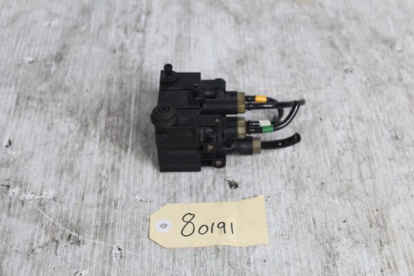 Range Rover Sport L494 Rear Suspension Levelling Valve LR037082, LR176326