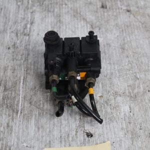 Range Rover Sport L494 Rear Suspension Levelling Valve LR037082, LR176326 - Image 2
