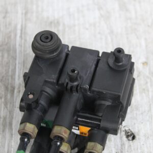 Range Rover Sport L494 Rear Suspension Levelling Valve LR037082, LR176326 - Image 4