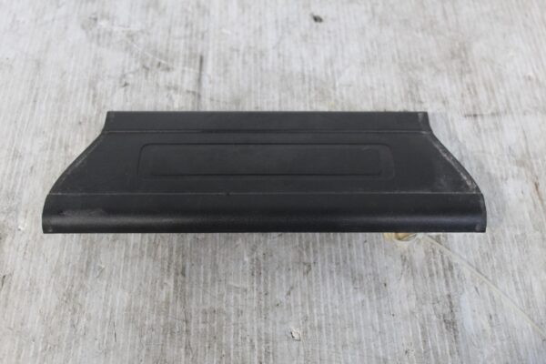 Range Rover Sport L494 Rear Left Door Scuff Plate Foot Trim LR043338