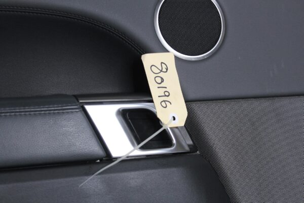 Range Rover Sport L494 Front Left Door Card Trim Panel LR047097, DK6223901A