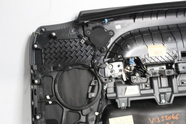 Range Rover Sport L494 Front Left Door Card Trim Panel LR047097, DK6223901A