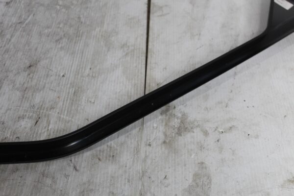 Range Rover Sport L494 Front Left Door Seal Mould w Speaker LR043839