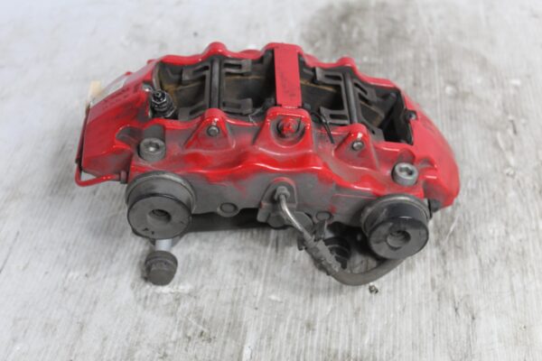 Audi 8V RS3 Front Right Brake Caliper Brembo 6-Pot 8V0615106AC, 8V0615108C