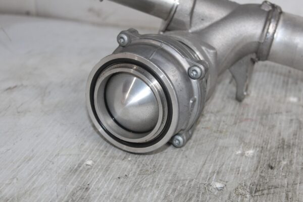 Audi 8R SQ5 Right Intercooler Pressure Pipe 059145673P
