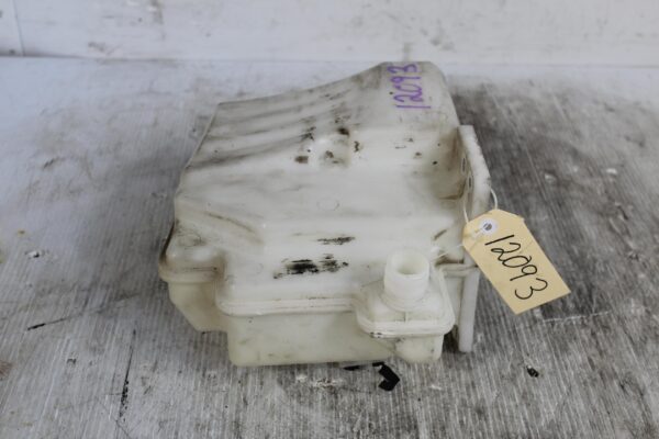 Audi 8P A3 S3 RS3 Window Washer Reservoir 1K0955453Q, 1K0955453S