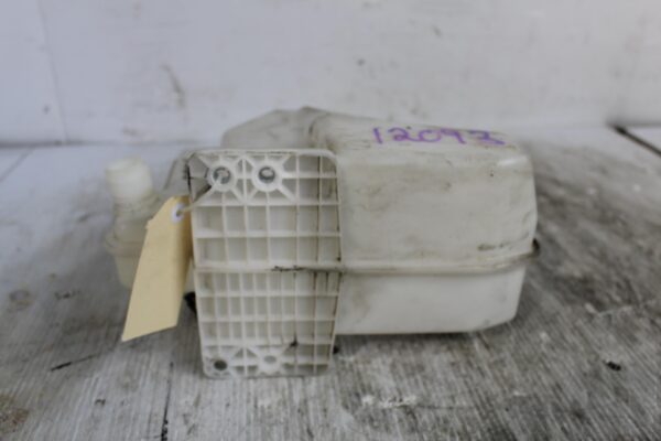 Audi 8P A3 S3 RS3 Window Washer Reservoir 1K0955453Q, 1K0955453S