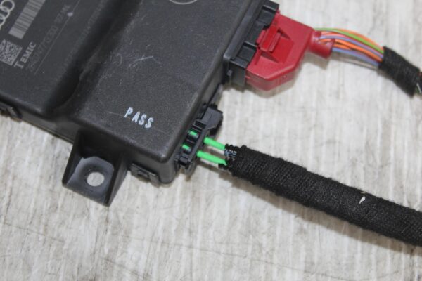 Audi 8R Q5 SQ5 Network Gateway Control Unit ECU 8R0907468AA