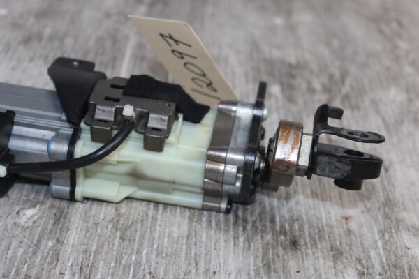 Audi 8R Q5 SQ5 Electric Tailgate Power Lift Motor Actuator LEFT 8R0827851D