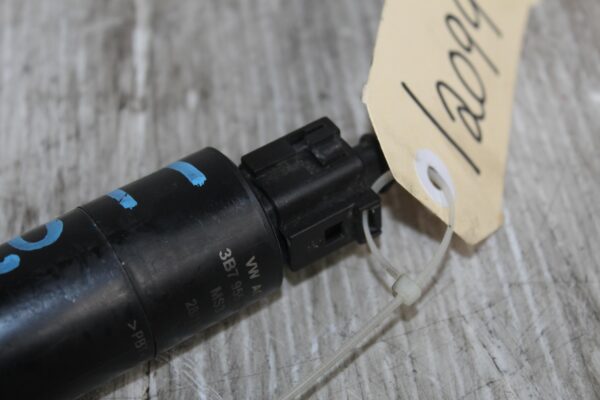 Audi 8P A3 S3 RS3 Headlight Washer Pump 3B7955681