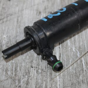 Audi 8P A3 S3 RS3 Headlight Washer Pump 3B7955681 - Image 3