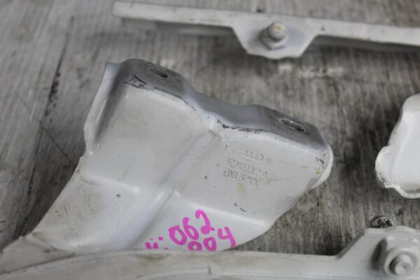Audi 8R Q5 SQ5 Bonnet Hinge Left Right White 8R0823301A, 8R0823302A