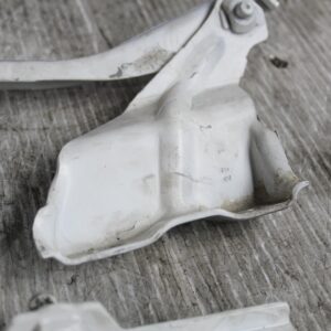 Audi 8R Q5 SQ5 Bonnet Hinge Left Right White 8R0823301A, 8R0823302A - Image 6