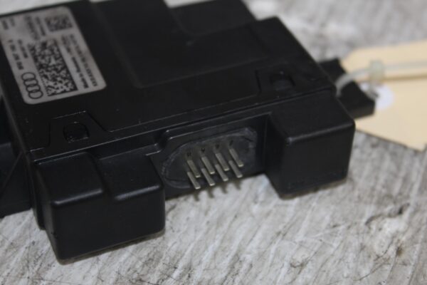 Audi 8R Q5 SQ5 Engine Noise Control Module Unit 8R0907160A