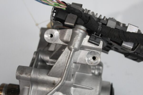 Audi FY Q5 2.0L 7 Speed Transmission Transfer Case 0CJ409431G