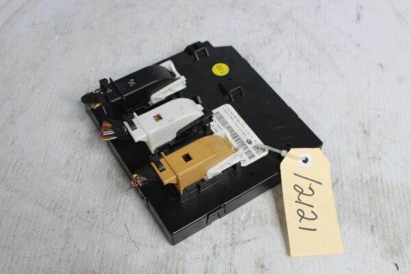 Audi 8P A3 S3 Body Control Module BCM Onboard Supply Control Unit 8P0907063N