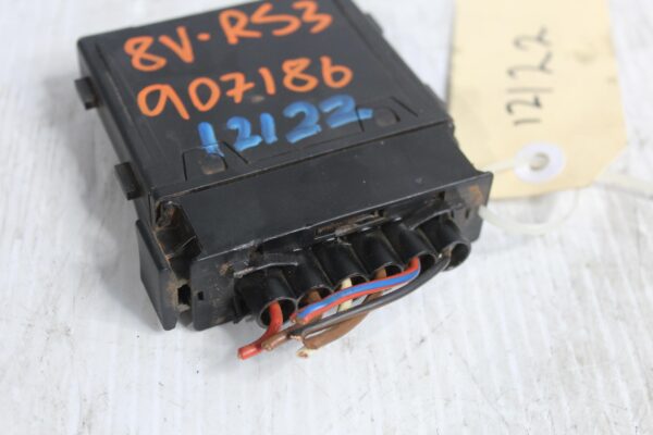 Audi 8V RS3 Fuel Pump Supply Control Module 4M0906093N
