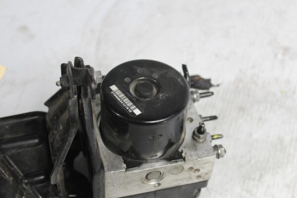 Audi 8P S3 Anti Lock Brake ABS Control Unit Modulator 1K0907379BJ, 1K0614517DE