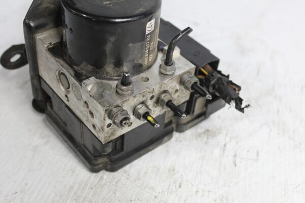 Audi 8P S3 Anti Lock Brake ABS Control Unit Modulator 1K0907379BJ, 1K0614517DE