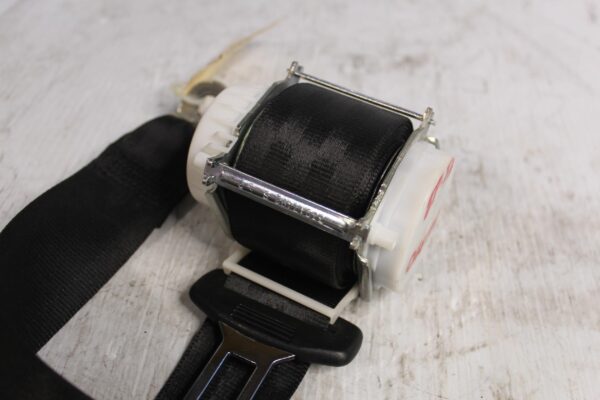 Audi 8P A3 S3 Rear Seat belt Safety Harness Left Right 8P0857805